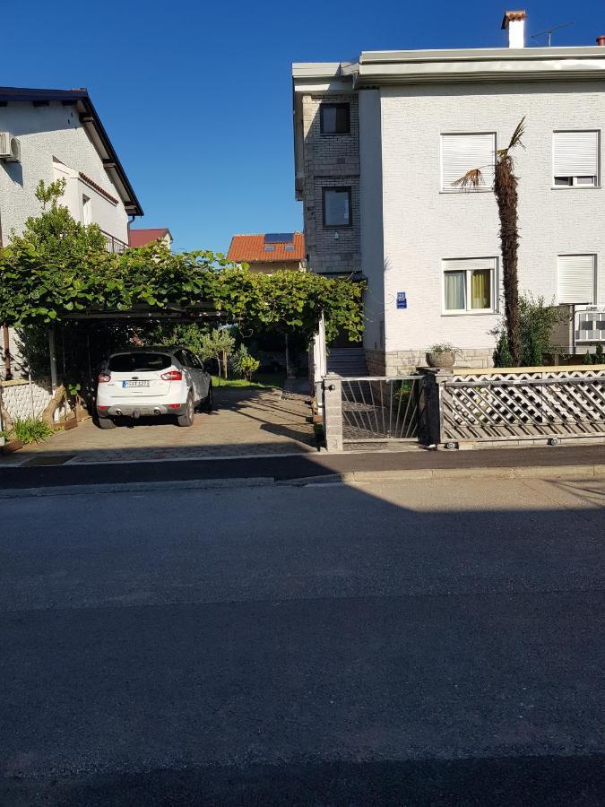 Ferienwohnung Zino Umag Exterior foto