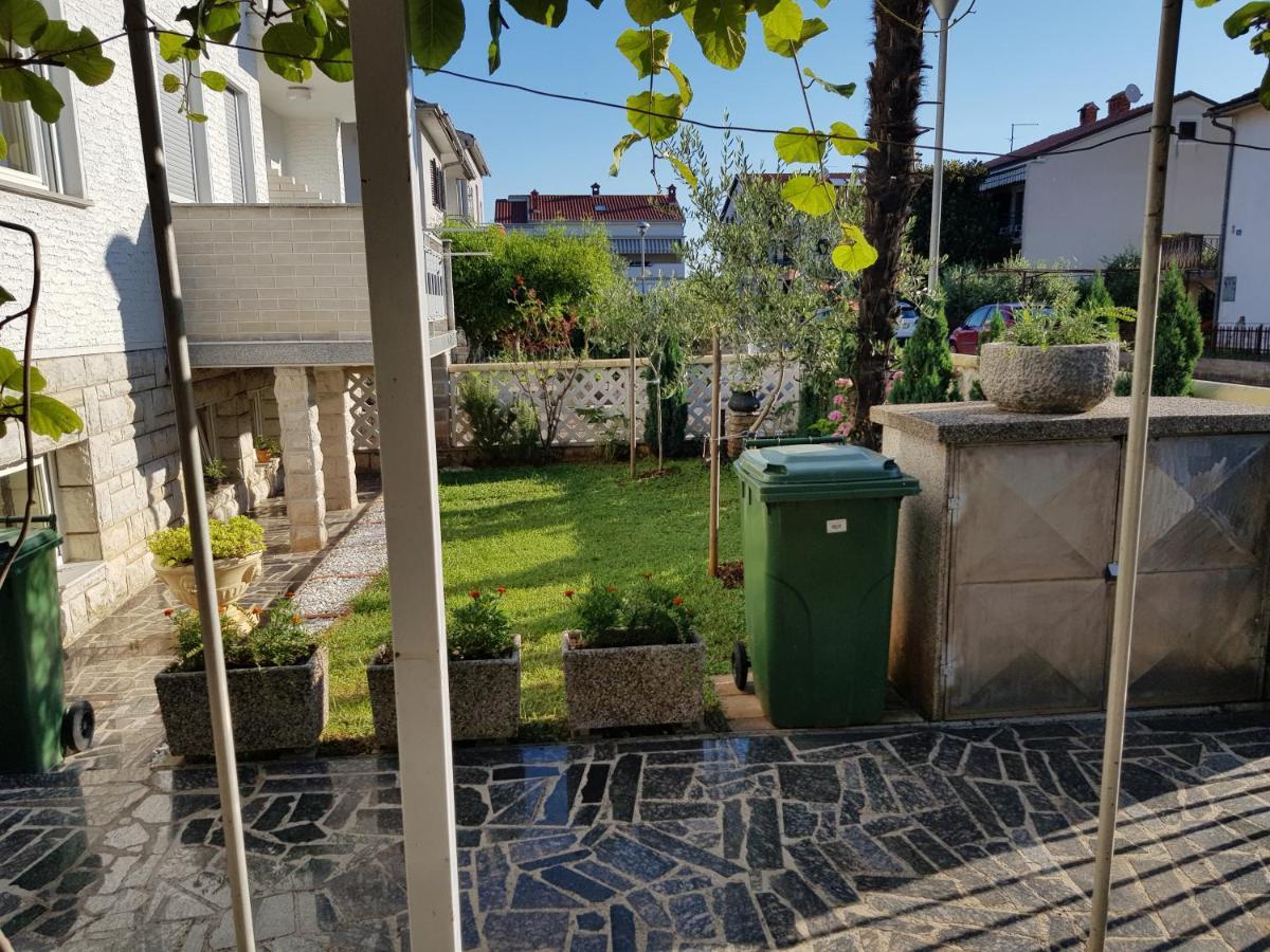 Ferienwohnung Zino Umag Exterior foto
